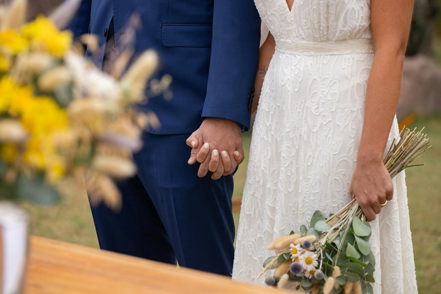 rj mitte s relationship status